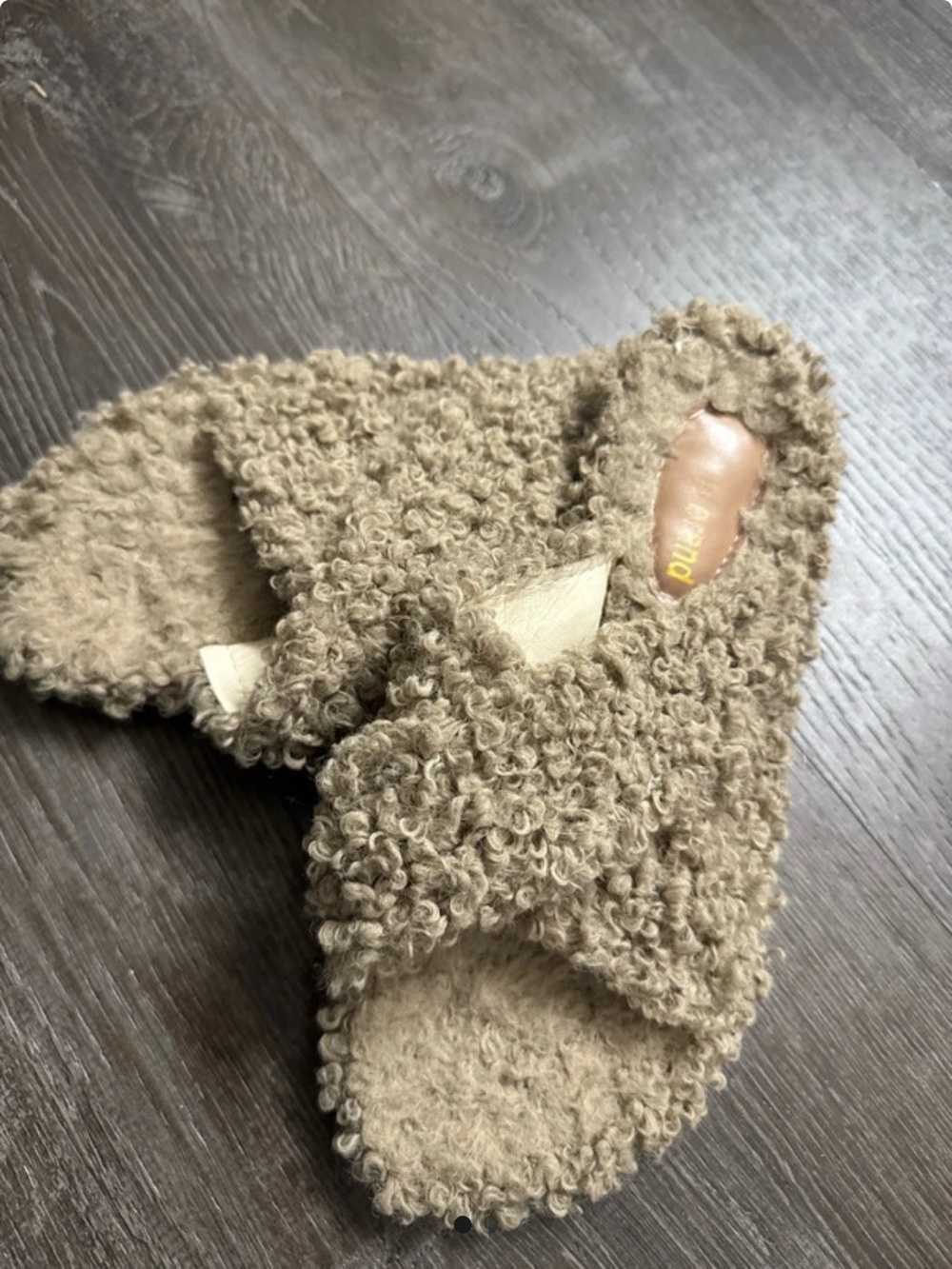 Cozy Women’s Faux Shearling Slide Sandals - Taupe